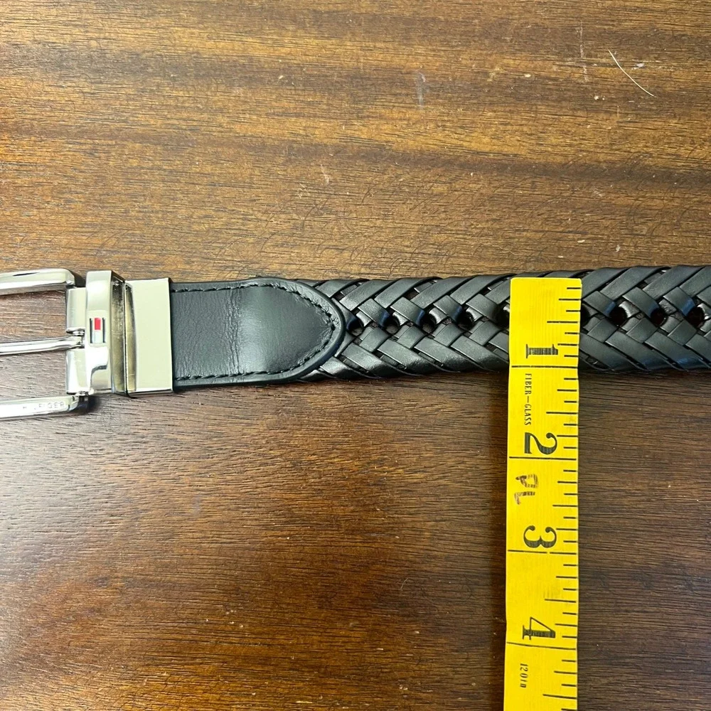 Tommy Hilfiger Black Leather Belt XL 42-44 Silver Buckle Logo Business Executive